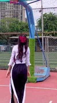 #女生专属庆祝动作挑战 我有名字 我不叫篮球场那女的