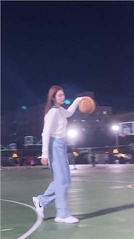 你的热爱是什么？ #你有多久没打球了 #打篮球的女生